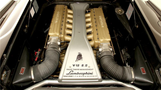 Illustration for article titled Last Lamborghini Diablo ever built to sell at auction later this month